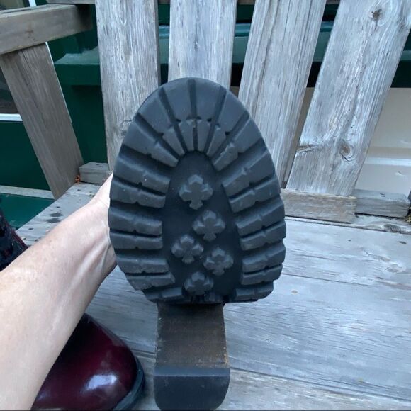 Steve Madden Burgundy Andie Lace-Up Booties size 6 - Picture 8 of 16